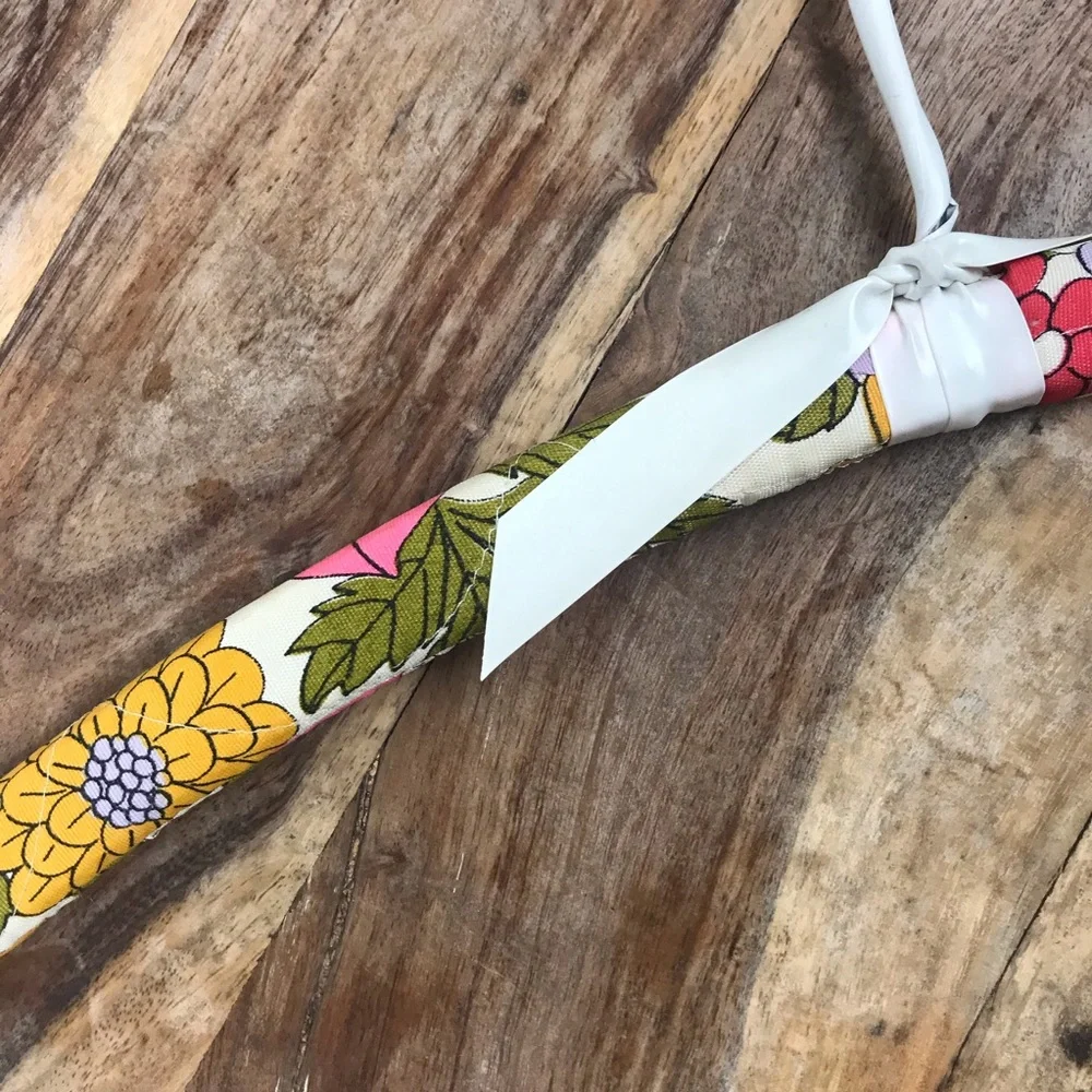 Vintage l 60s Quilted Lightly Padded Flower Power Kitsch Groovy Mod Coat Hanger
